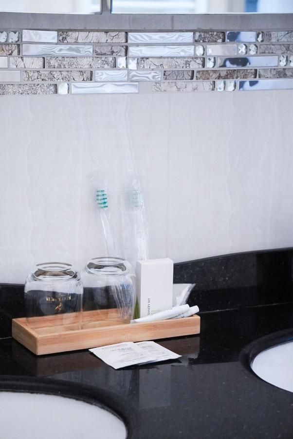 Couette-café La Maison Charentonneau 3*