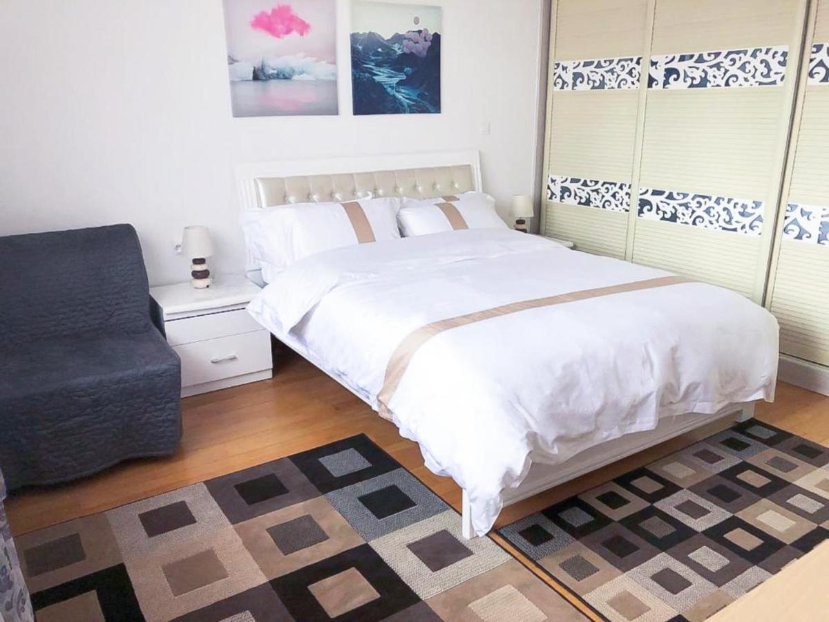 Couette-café La Maison Charentonneau 3*