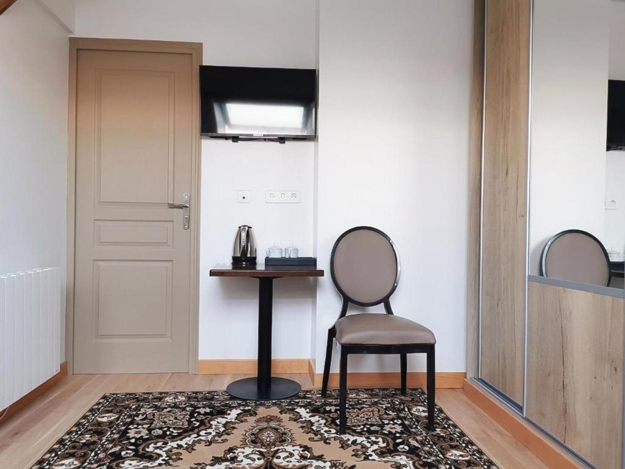 Couette-café La Maison Charentonneau