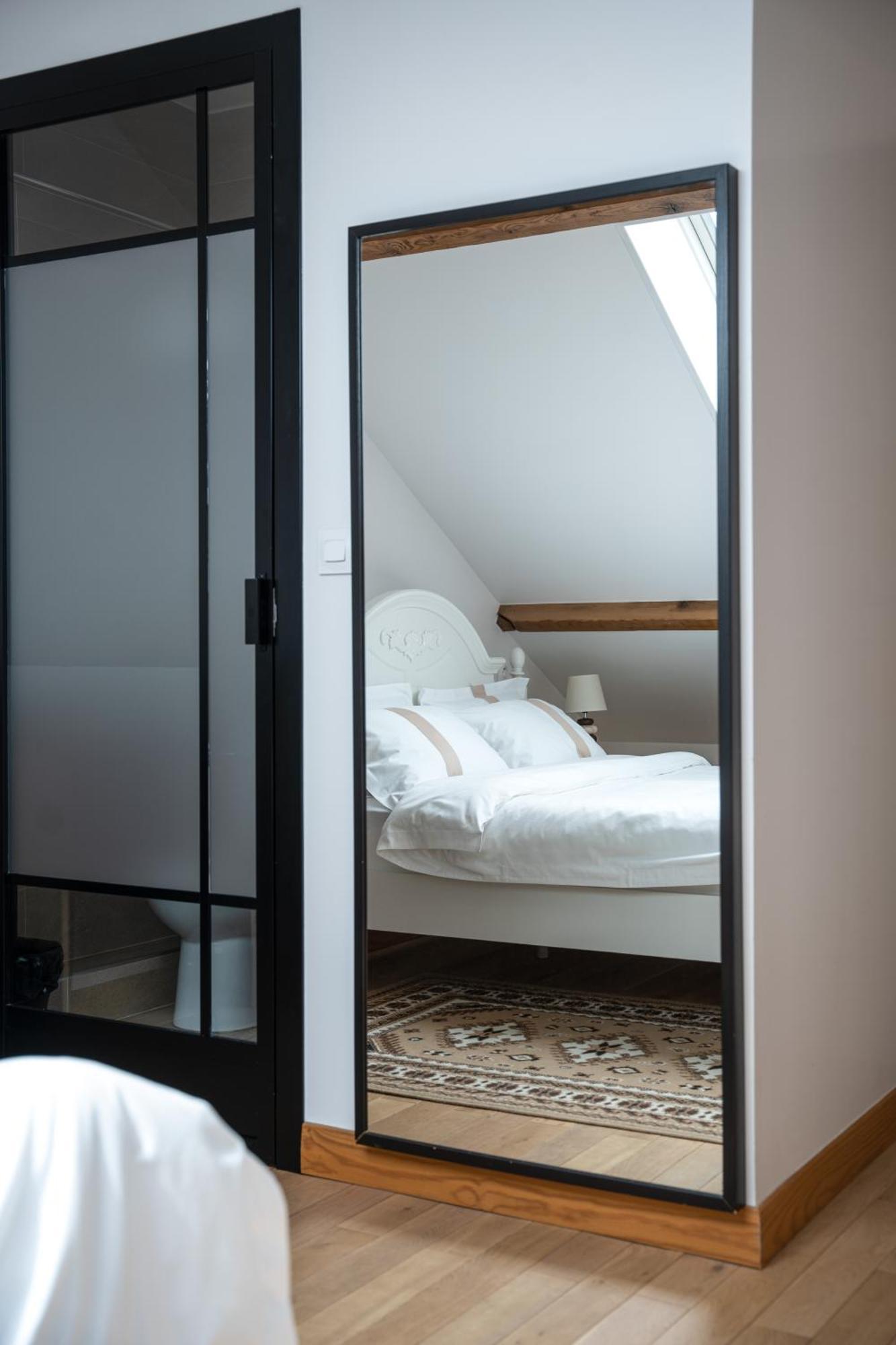 La Maison Charentonneau 3*