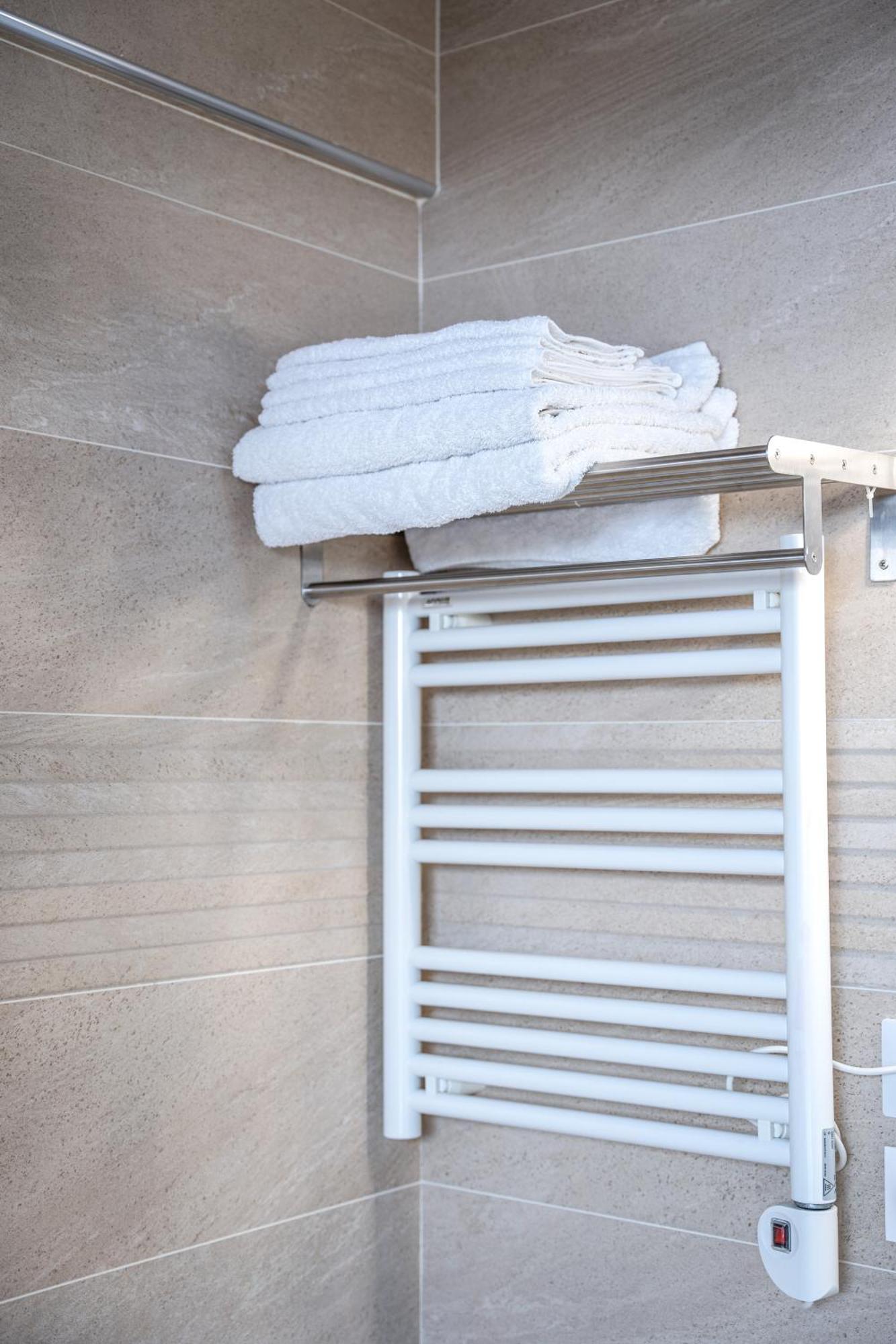 La Maison Charentonneau Bed & Breakfast